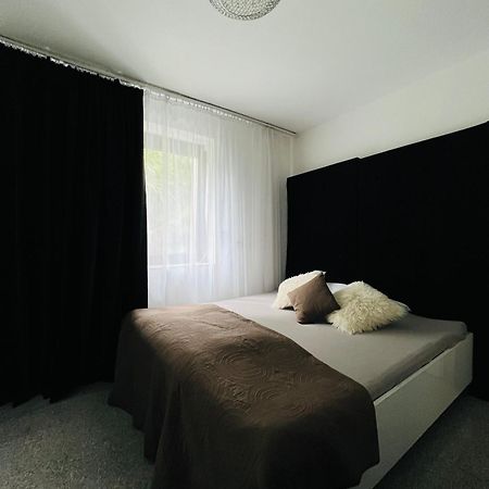 Koliba Apartments Братислава Экстерьер фото